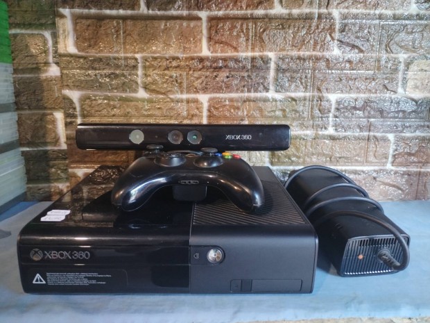 Xbox 360E kinectel sok jtkkal 