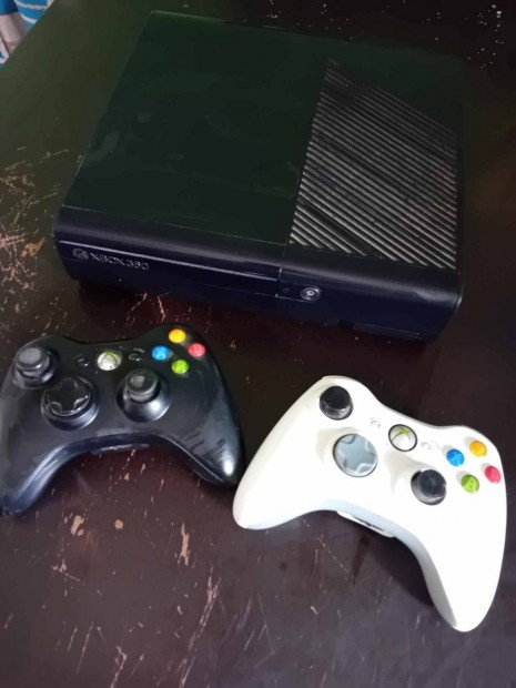 Xbox 360E konzo