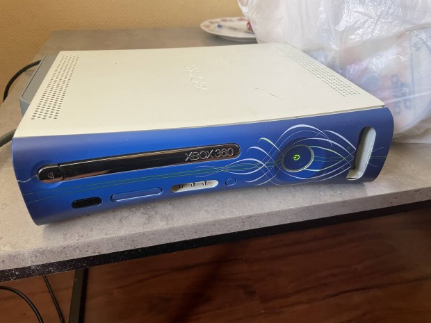Xbox 360 66jatekkal kontroller nélkül