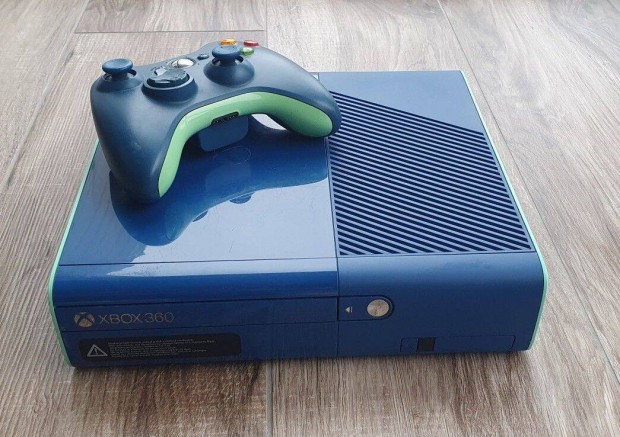 Xbox 360 E 500GB limited edition + 350db jtk