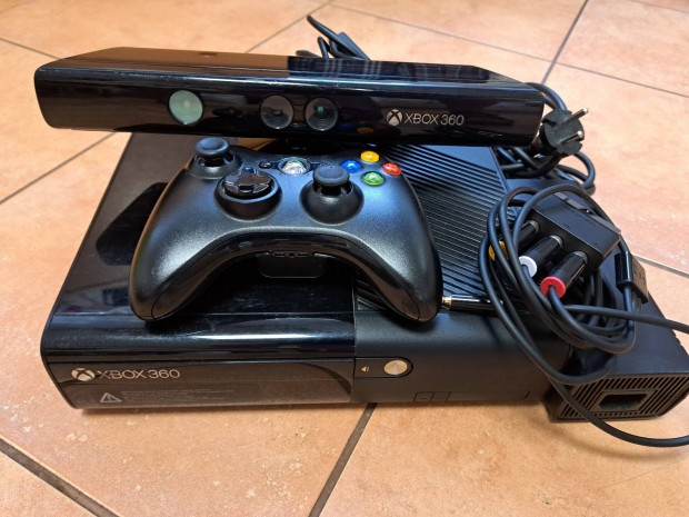 Xbox 360 E 500 GB + kinect s 11 db eredeti jtk