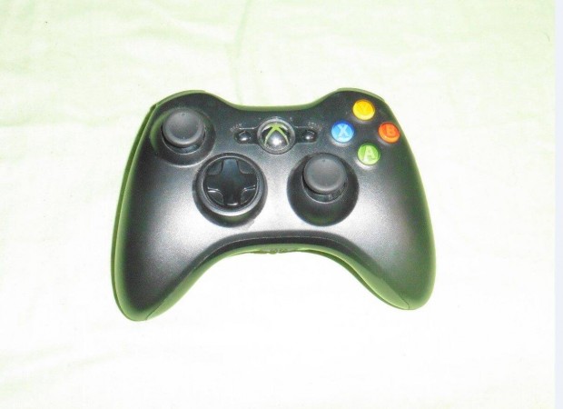 Xbox 360 Fekete Vezetk nlkli Joy, Kontroller, j elemtartval