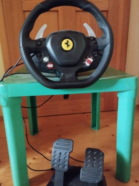 Xbox 360 Ferrari kormny