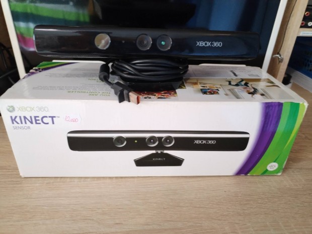 Xbox 360 Kinect kamera dobozban 
