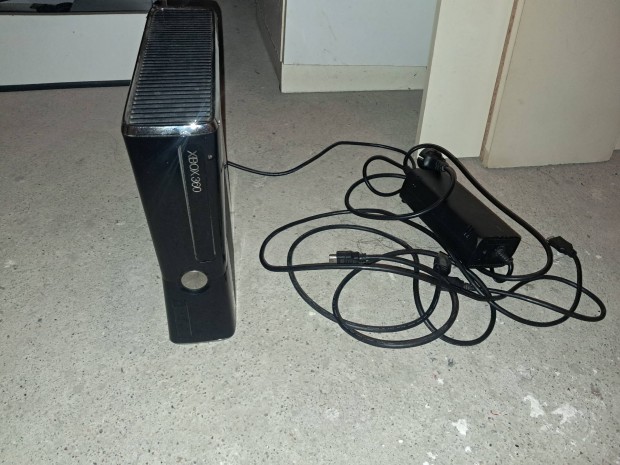 Xbox 360 Slim 250GB