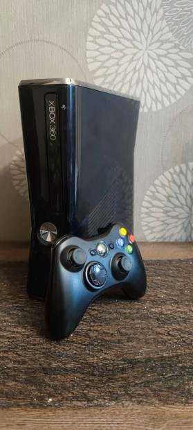 Xbox 360 Slim 250GB Rgh3 + 1db kontroller 