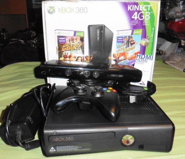 Xbox 360 Slim 500Gb Rgh Kinect 98 jtkkal, 2 kontrollerrel, 1v gari