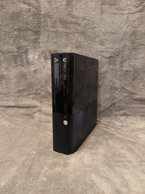 Xbox 360 Slim E Rgh3 500GB HDD 100+ jtk