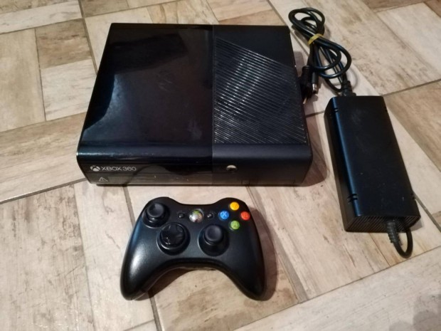 Xbox 360 Slim E Rgh - 60db elre teleptett jtkkal !!!!