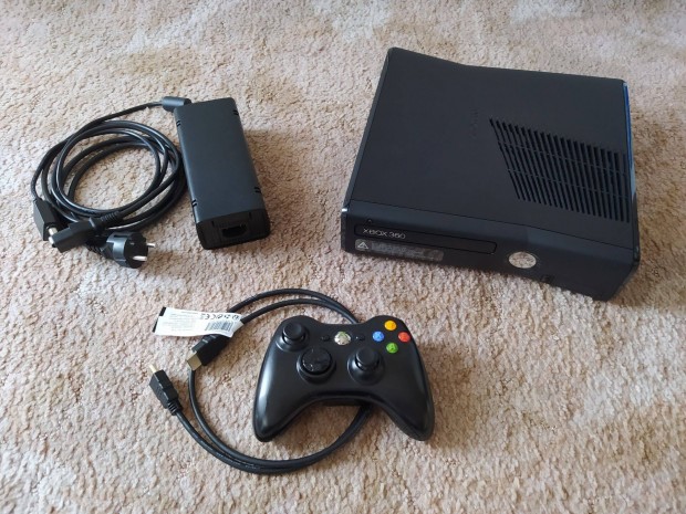 Xbox 360 Slim konzol jtkokkal - Karbantartva
