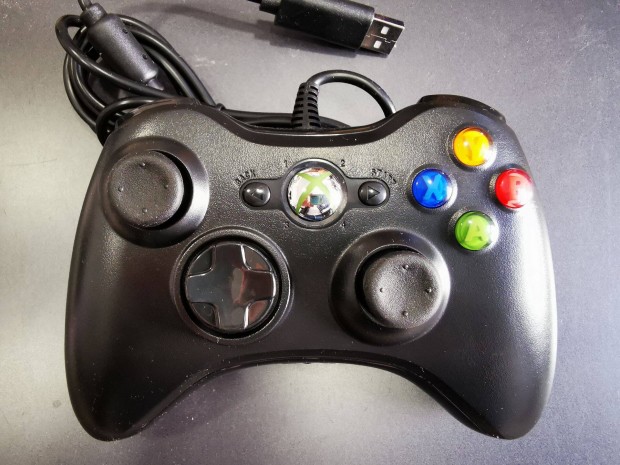 Xbox 360 Vezetkes Kontroller, zletbl