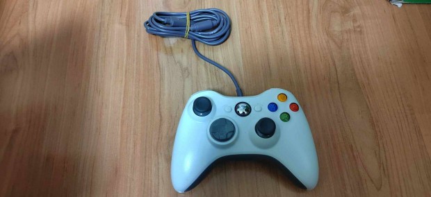 Xbox 360 Vezetkes kontroller - Fehr sznben -