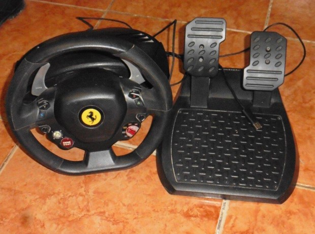 Xbox 360, PC, Thrustmaster Ferrari Kormny Pedllal, hibval