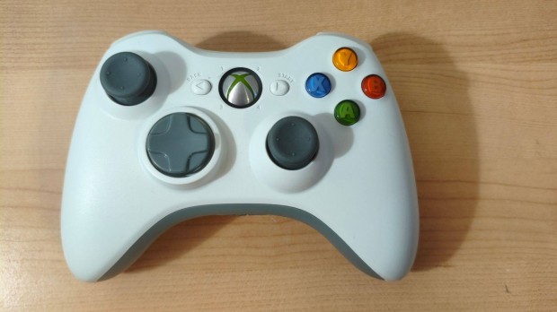 Xbox 360 eredeti vezetk nlkli fehr kontroller joystick