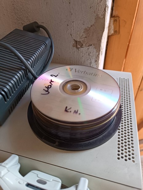 Xbox 360 flashelt gép egy karral pár lemezzel
