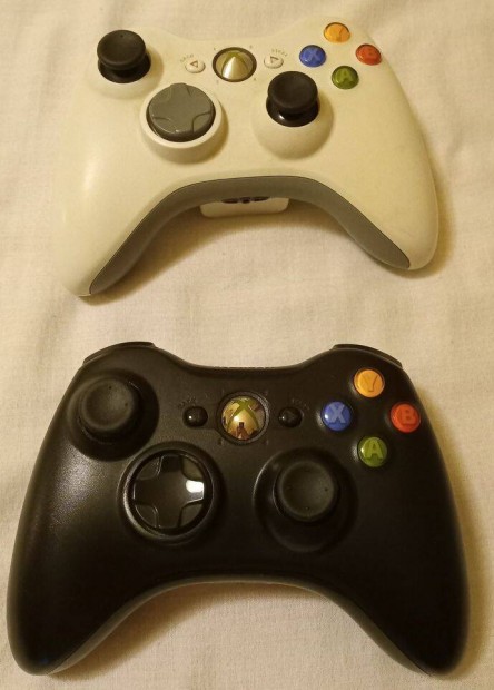 Xbox 360 gyri feljtott vezetk nlkli kontroller fehr vagy fekete