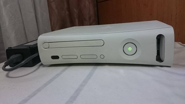 Xbox 360 jtk konzol szp llapotban elad 