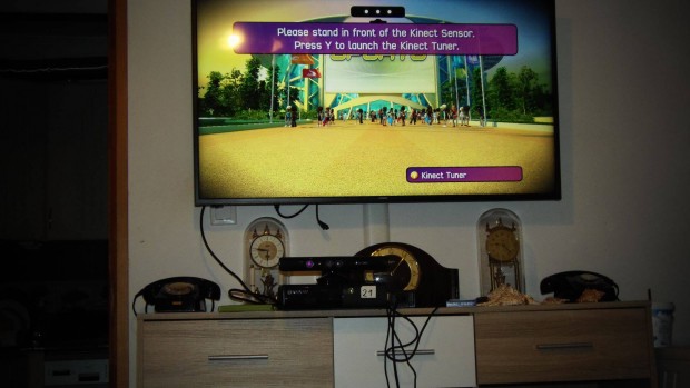 Xbox 360 kinect szenzor ( 1db játékkal)