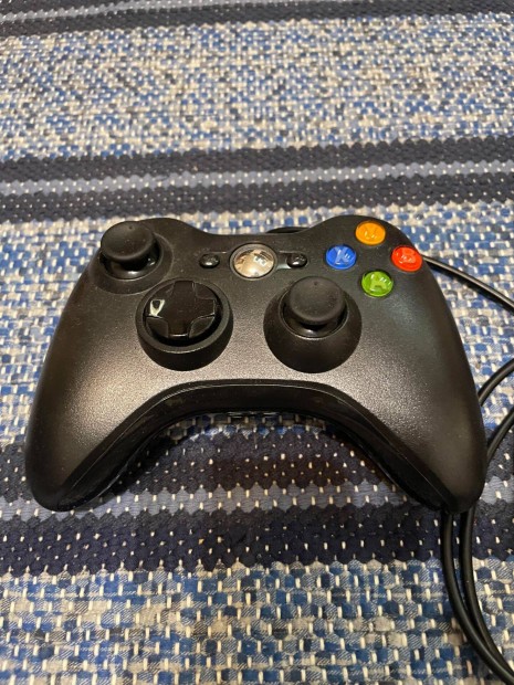 Xbox 360 kontroller
