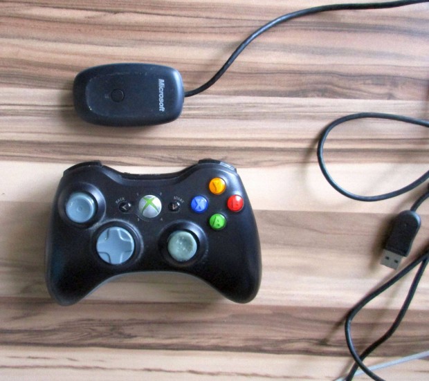 Xbox 360 kontroller PC-hez kapcsolhat USB vevvel