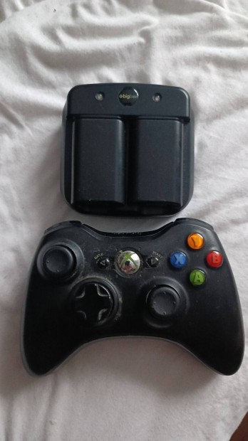 Xbox 360 kontroller akkuval tltvel