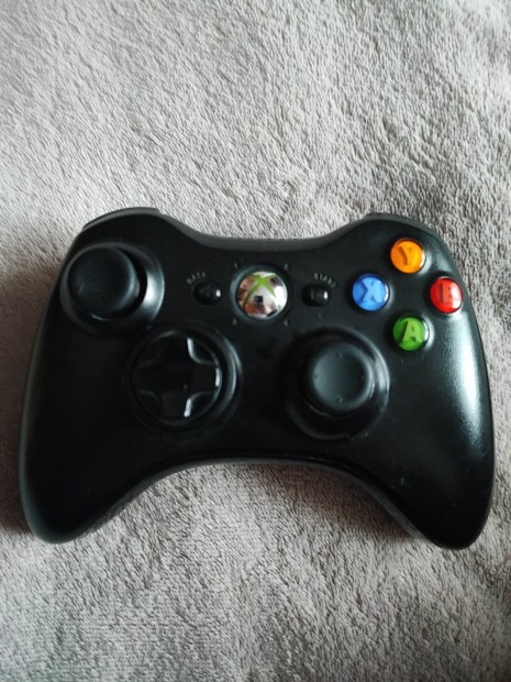 Xbox 360 kontroller/konzol