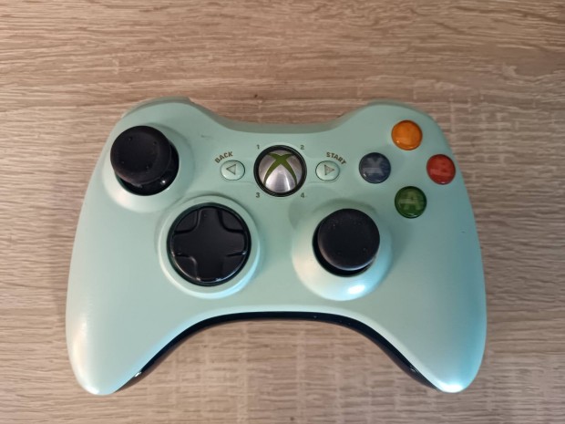 Xbox 360 kontroller megkmlt llapotban 