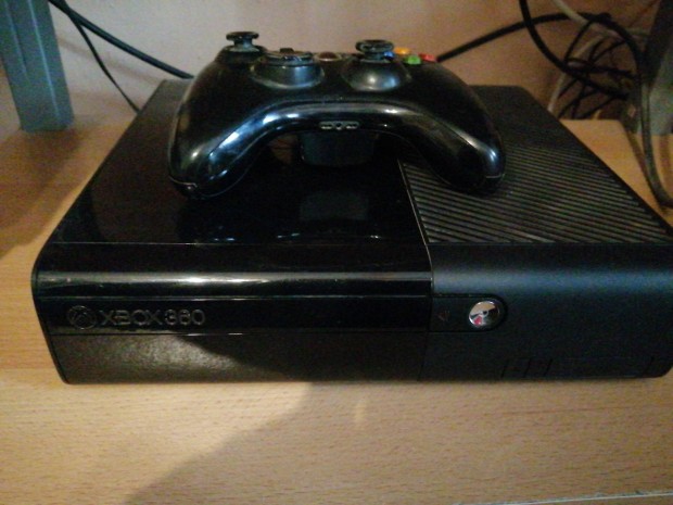Xbox 360 konzol