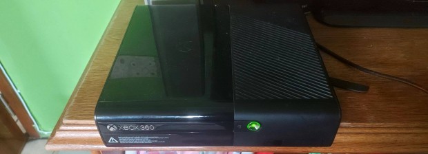 Xbox 360 konzol