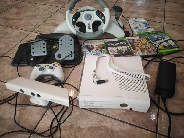 Xbox 360 minden tartozkokkal akci ron elad 