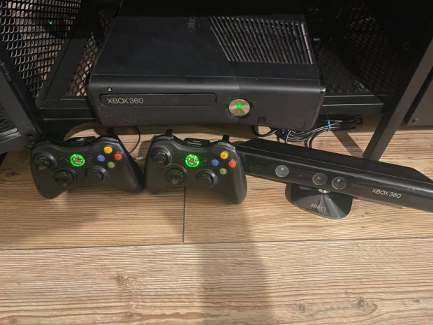 Xbox 360 slim 500 GB + kinect + kett kontroller / 19 jtk