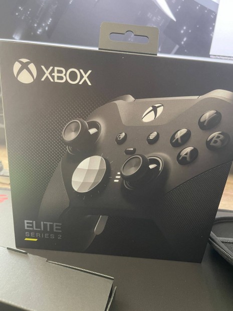 Xbox Elite kontroller Series 2 (Fekete) + hordtskval + garancia