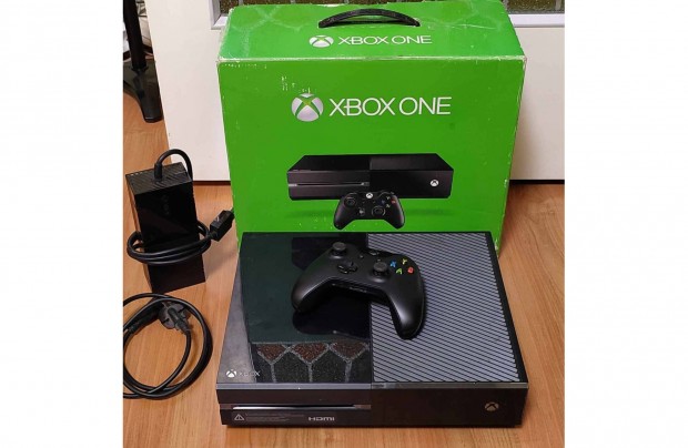 Xbox ONE 500gb 1 kontrollerrel dobozban - feljtva