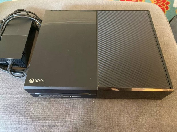 Xbox ONE 500gb konzol