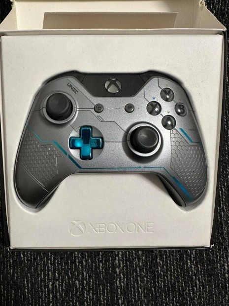 Xbox ONE Halo 5 limited edition controller