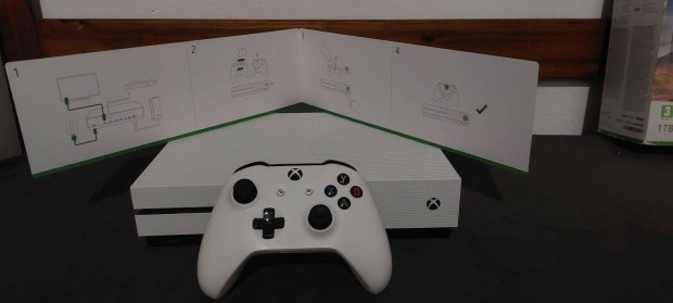 Xbox ONE S 1000gb, +Forza 4