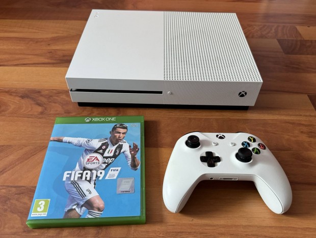 Xbox ONE S 1 TB : FIFA 19 jtkkal