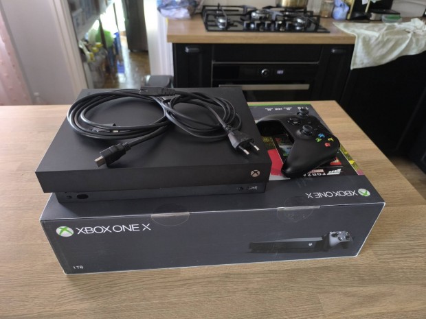 Xbox ONE X 1Tb Kecskemten 