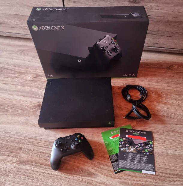 Xbox ONE X /1TB /1 kontroller /HDMI