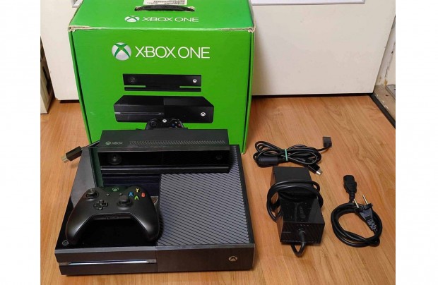 Xbox One 1 kontrollerrel Kinect szenzorral dobozban