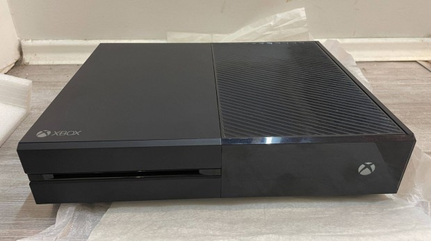 Xbox One 500GB konzol
