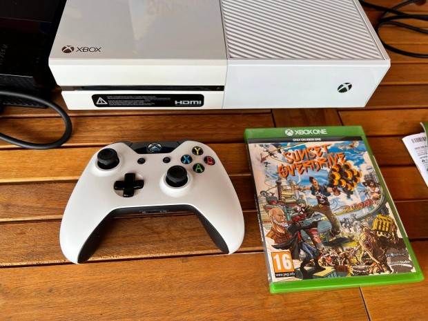 Xbox One 500 GB Sunset Overdrive - Szmlval, 1 v garancival