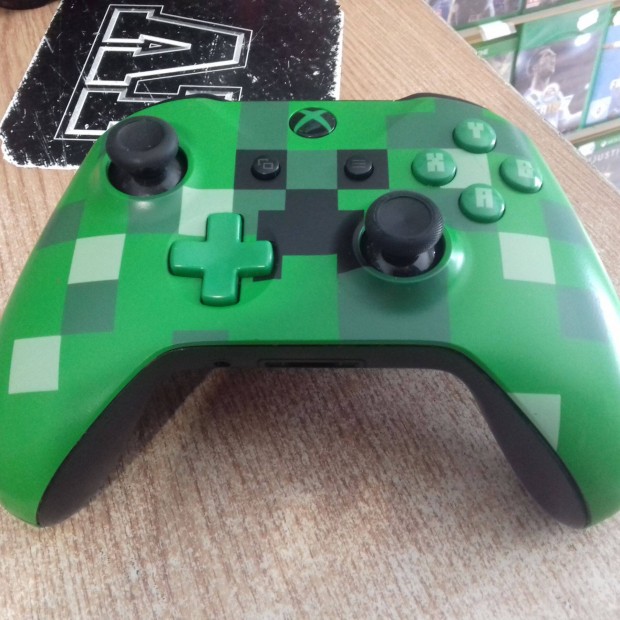 Xbox One Minecraft Creaper kontroller a Playbox Company-tl