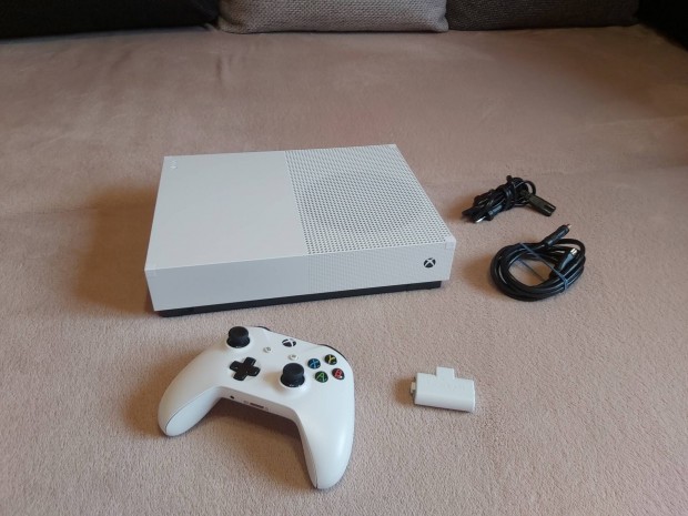 Xbox One S 1TB All Digital Tartozkaival + Venom Akkumultorral 