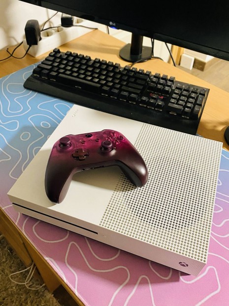 Xbox One S 1TB / Kontroller