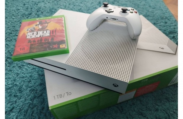 Xbox One S 1TB kontrollerrel elad