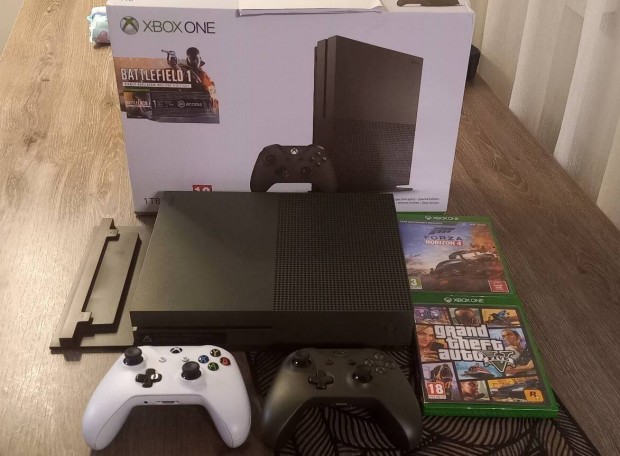 Xbox One S 1TB limitlt Battlefield konzol, 2 joy, jtkok!