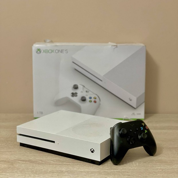 Xbox One S 1TB series kontrollerrel - lemezes, garancia