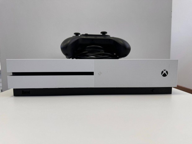 Xbox One S 1Tb