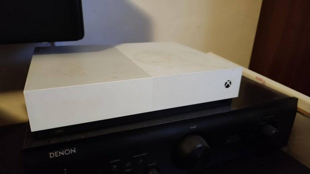 Xbox One S 1 Tb